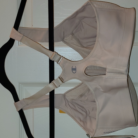 New with tags, 34DD high support sports bra, underwire - Picture 2 of 5